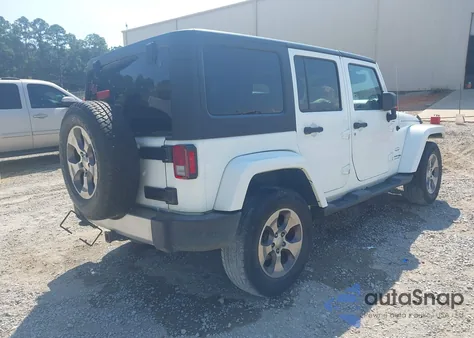 2018 Jeep Wrangler Jk Unlimited Sahara 4X4 from USA, damaged, VIN 1C4HJWEG9JL918449